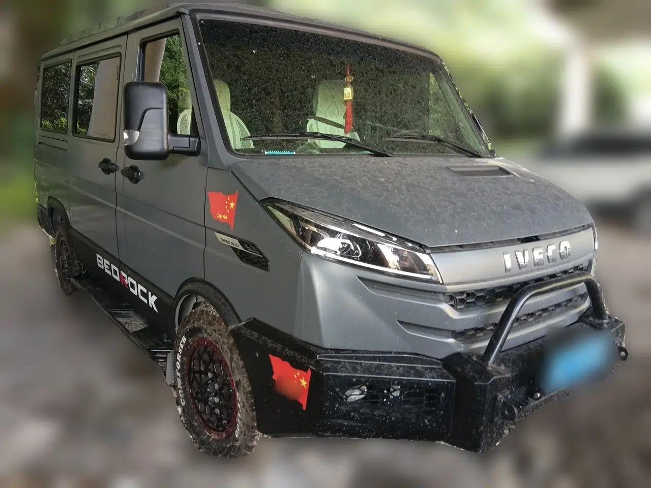 Iveco Daily Iveco diesel, 2.5-liter, single-wheel drive, 7 seats, automatic transmission — миниатюра 3