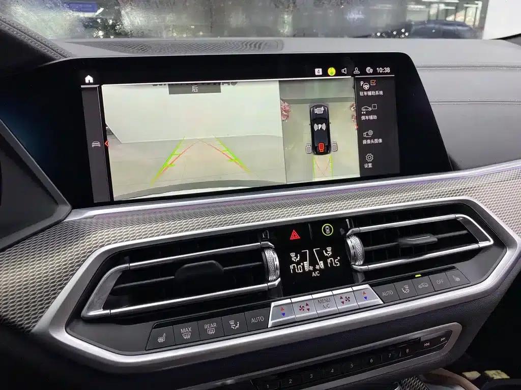BMW X6 2022 Facelift II xDrive40i M Sport Package — миниатюра 9