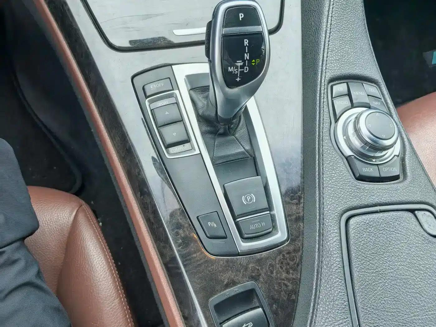 2011 BMW 6 Series 640i Convertible — миниатюра 15