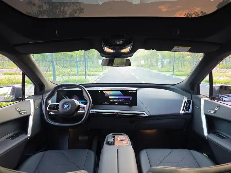 BMW iX 2022 xDrive40 — миниатюра 12