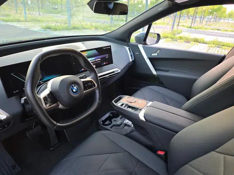 BMW iX 2022 xDrive40 — миниатюра 19