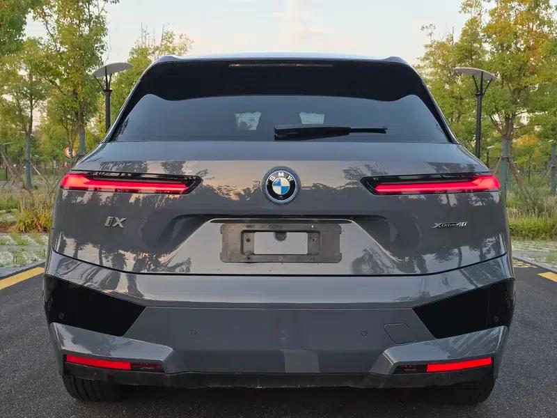 BMW iX 2022 xDrive40 — миниатюра 6