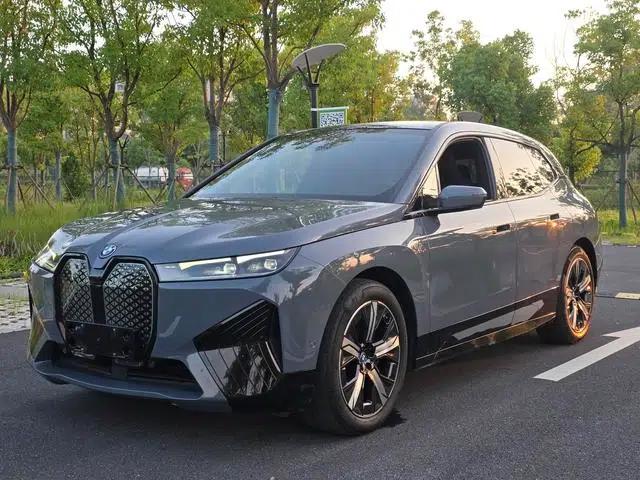 BMW iX 2022 xDrive40