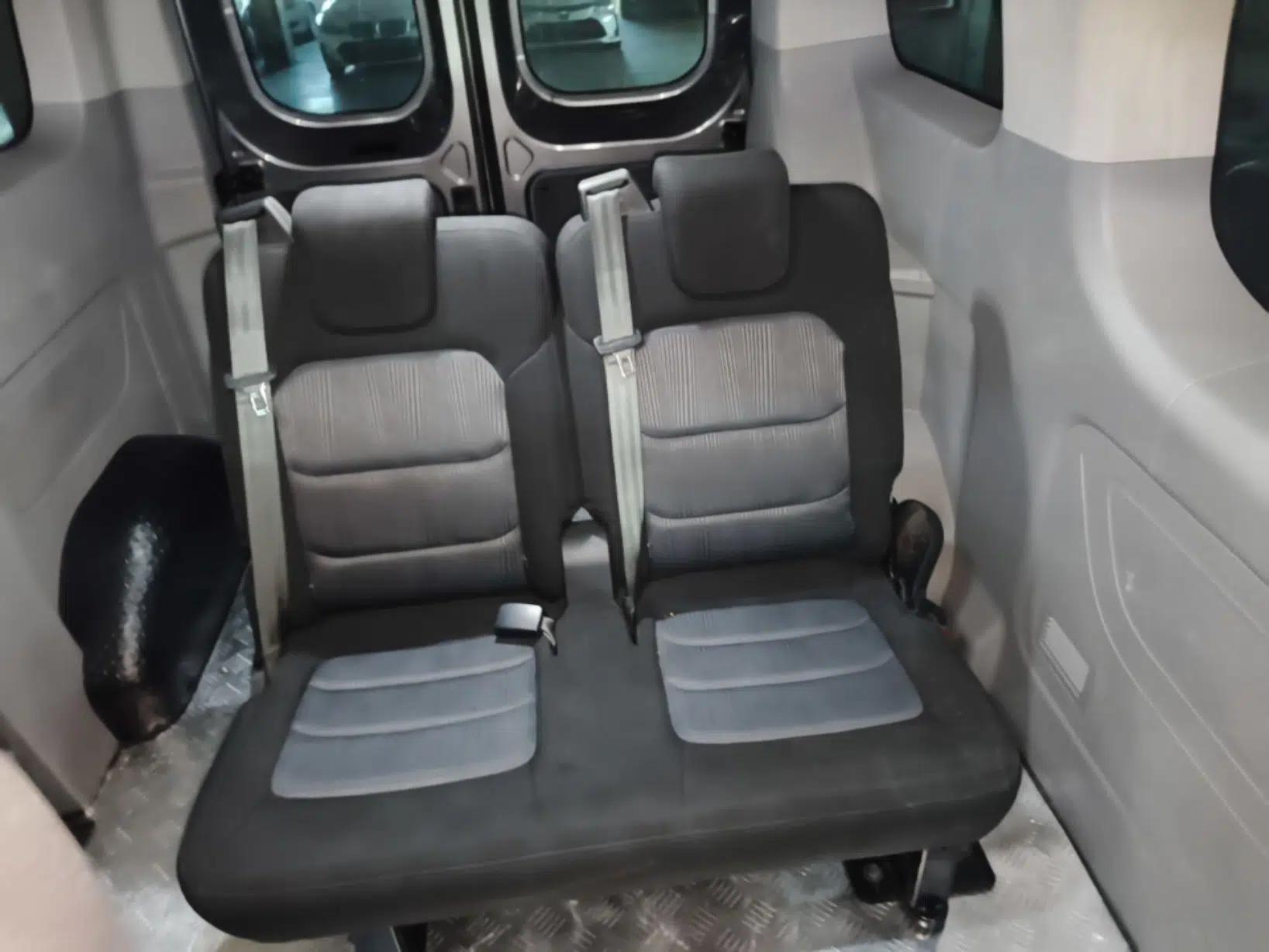 Iveco Fidato 2023 C30 Passenger Van 2.0T 93kW Manual Transmission Xingtu Edition Low Roof — миниатюра 20