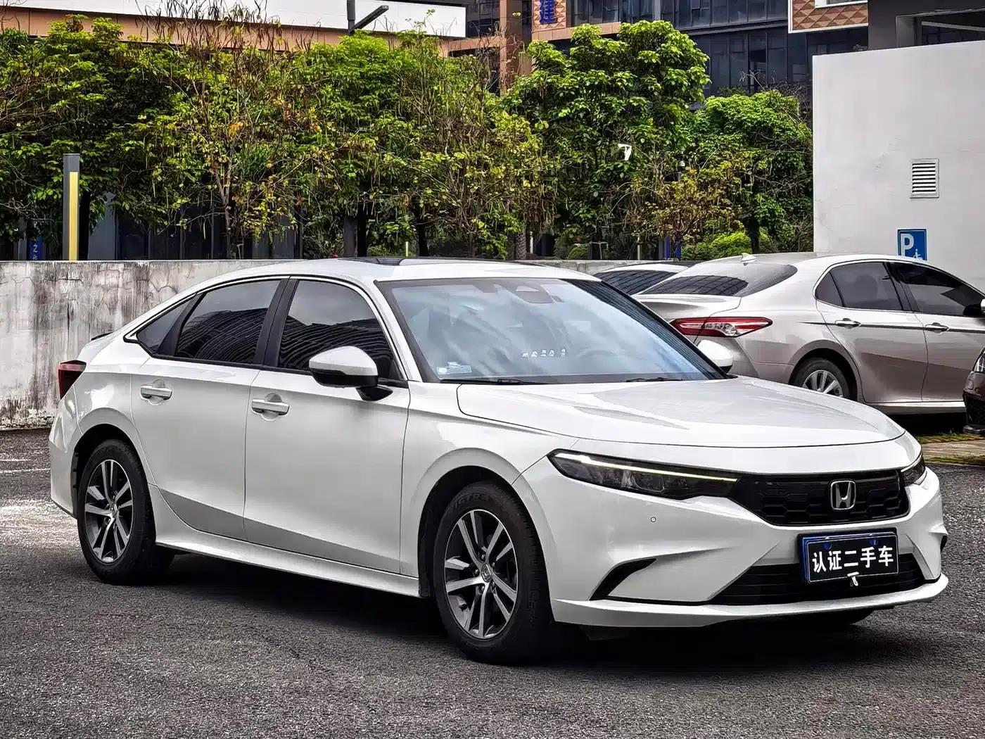 Stylish 2023 240TURBO CVT Tech Edition — миниатюра 3