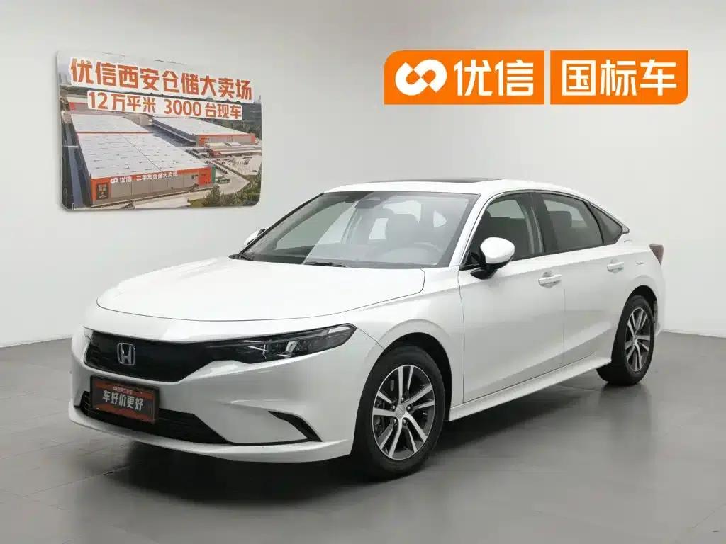 Stylish 2023 240TURBO CVT Leading Edition — миниатюра 1