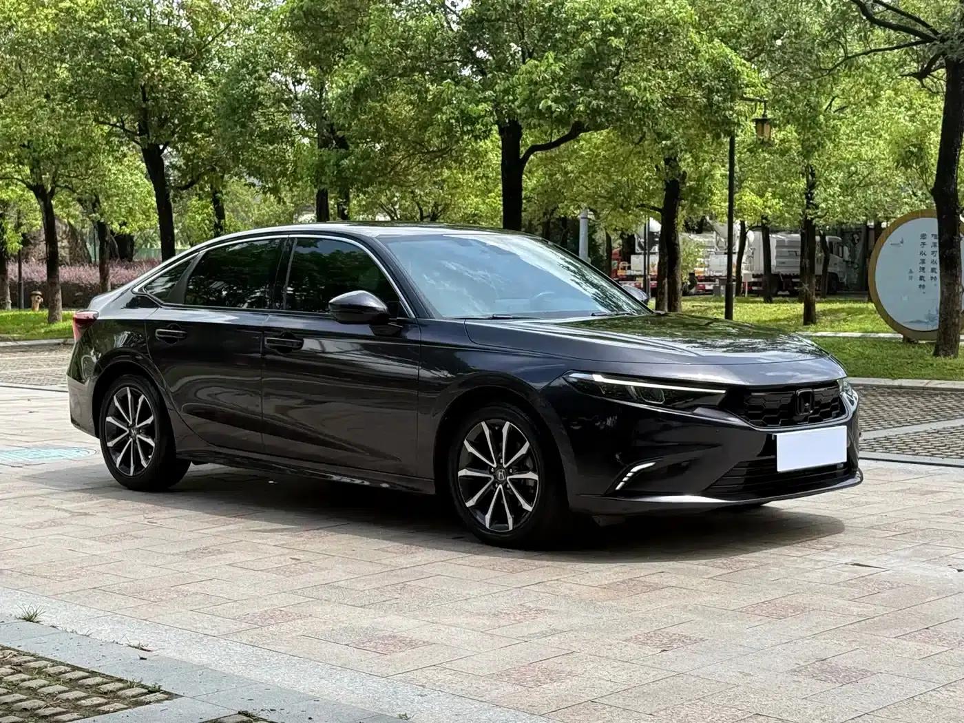 Stylish 2023 240TURBO CVT Deluxe Edition — миниатюра 3