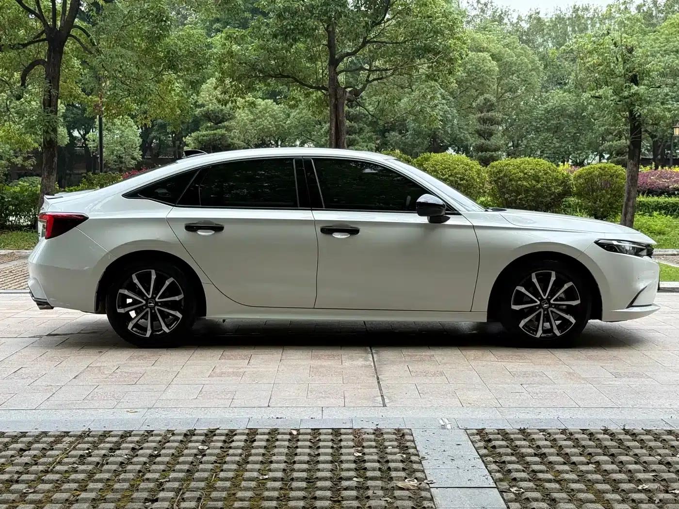 Stylish 2022 240TURBO CVT Phantom Night Tech Edition — миниатюра 15