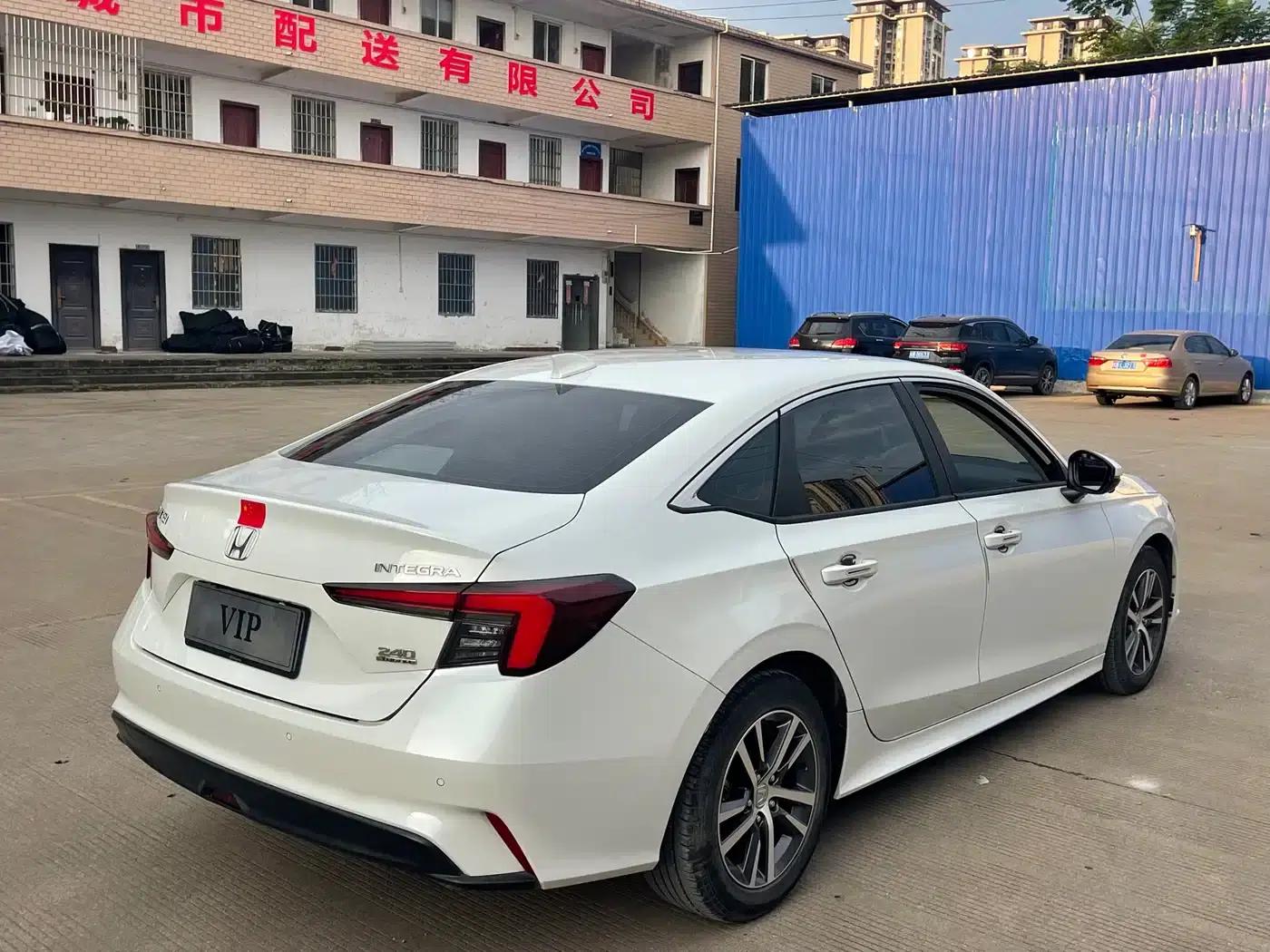 Stylish 2023 240TURBO CVT Tech Edition — миниатюра 5