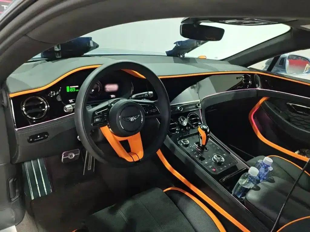 2025 Continental Plug-in Hybrid GT Ultimate Edition — миниатюра 5
