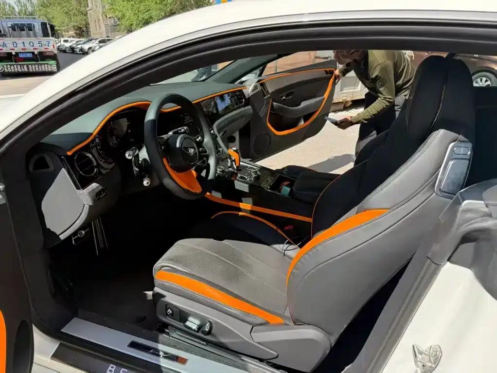 2025 Continental Plug-in Hybrid GT Ultimate Edition — миниатюра 8