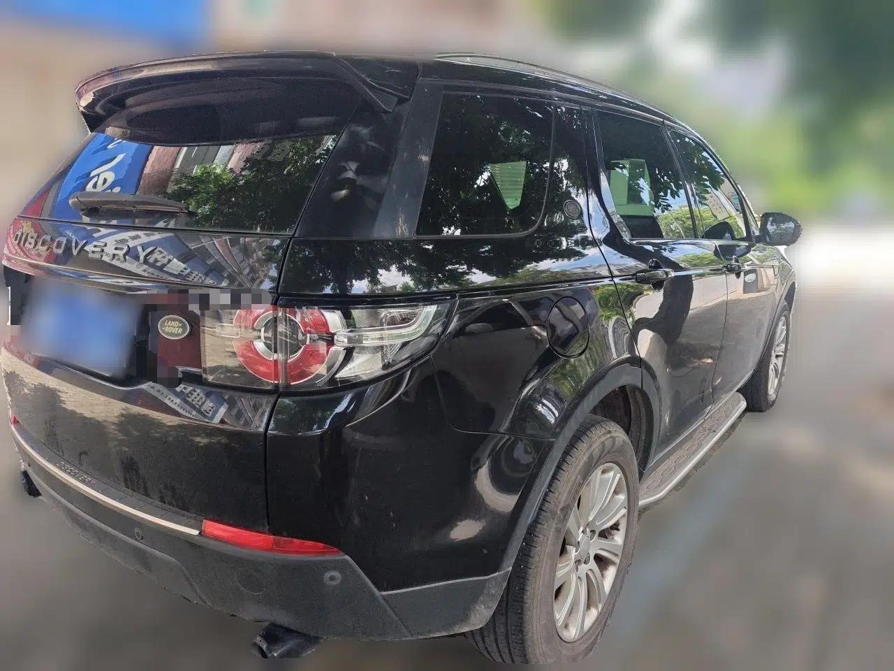 Land Rover Discovery Sport 2017 2.0T SE — миниатюра 4
