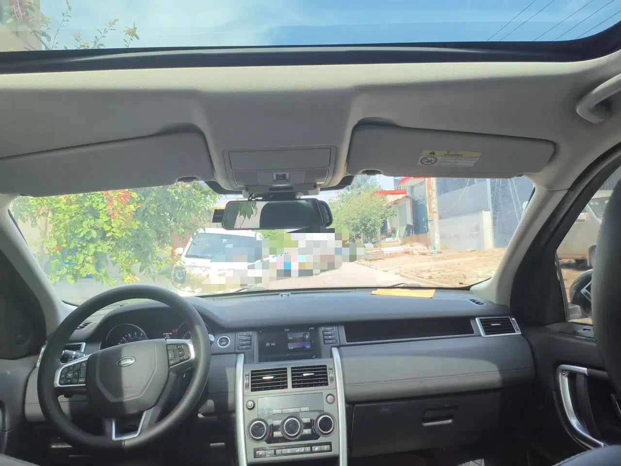 Land Rover Discovery Sport 2016 2.0T SE — миниатюра 18
