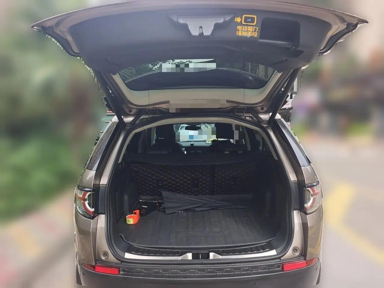Land Rover Discovery Sport 2017 2.0T SE — миниатюра 19
