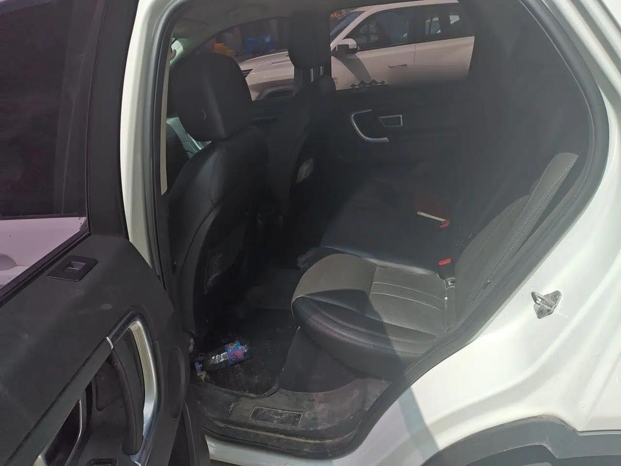 Land Rover Discovery Sport 2019 240 PS SE Version China VI Standard — миниатюра 17