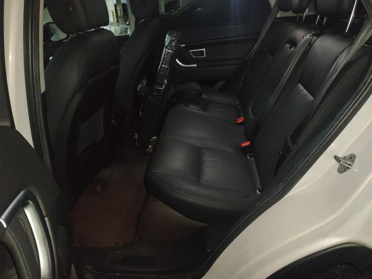 Land Rover Discovery Sport 2019 240 PS SE Version China VI Standard — миниатюра 17