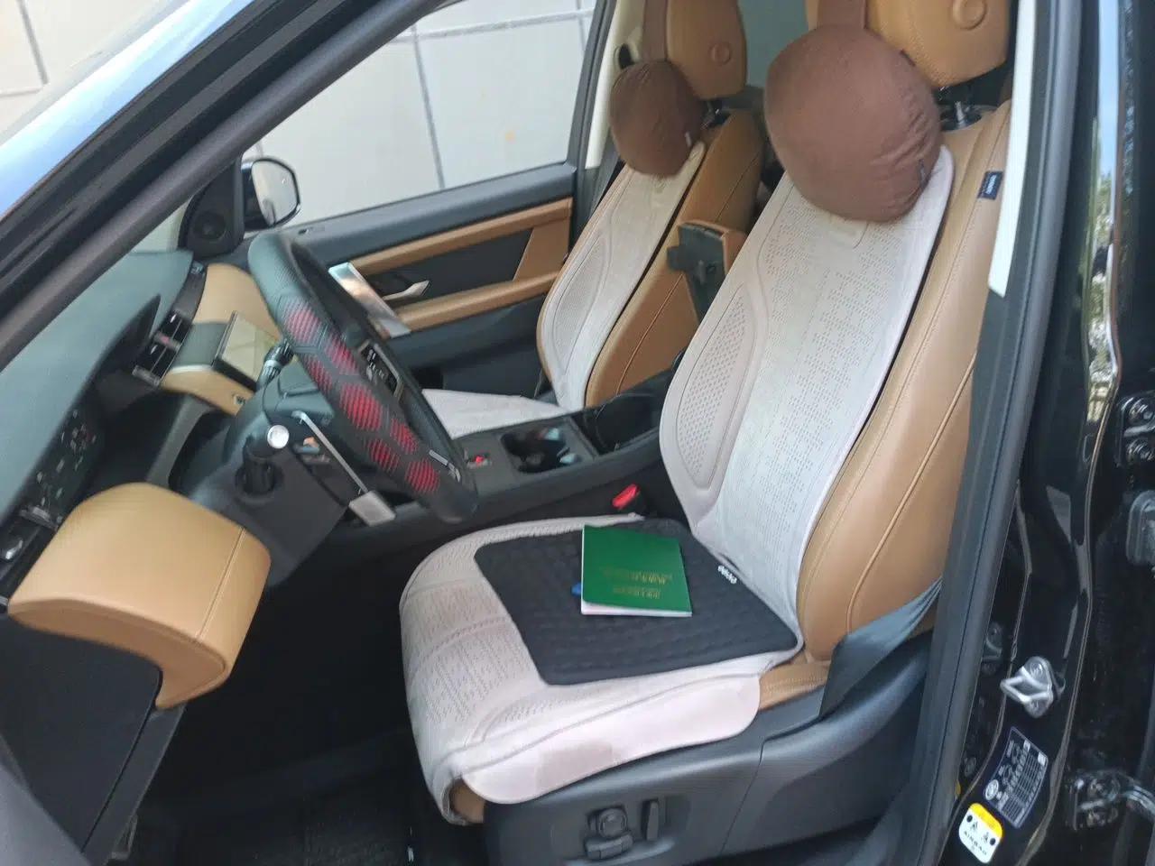 Land Rover Discovery Sport 2024 Luxury Custom Edition — миниатюра 15