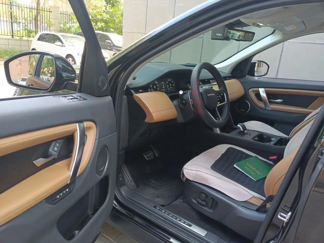Land Rover Discovery Sport 2024 Luxury Custom Edition — миниатюра 16