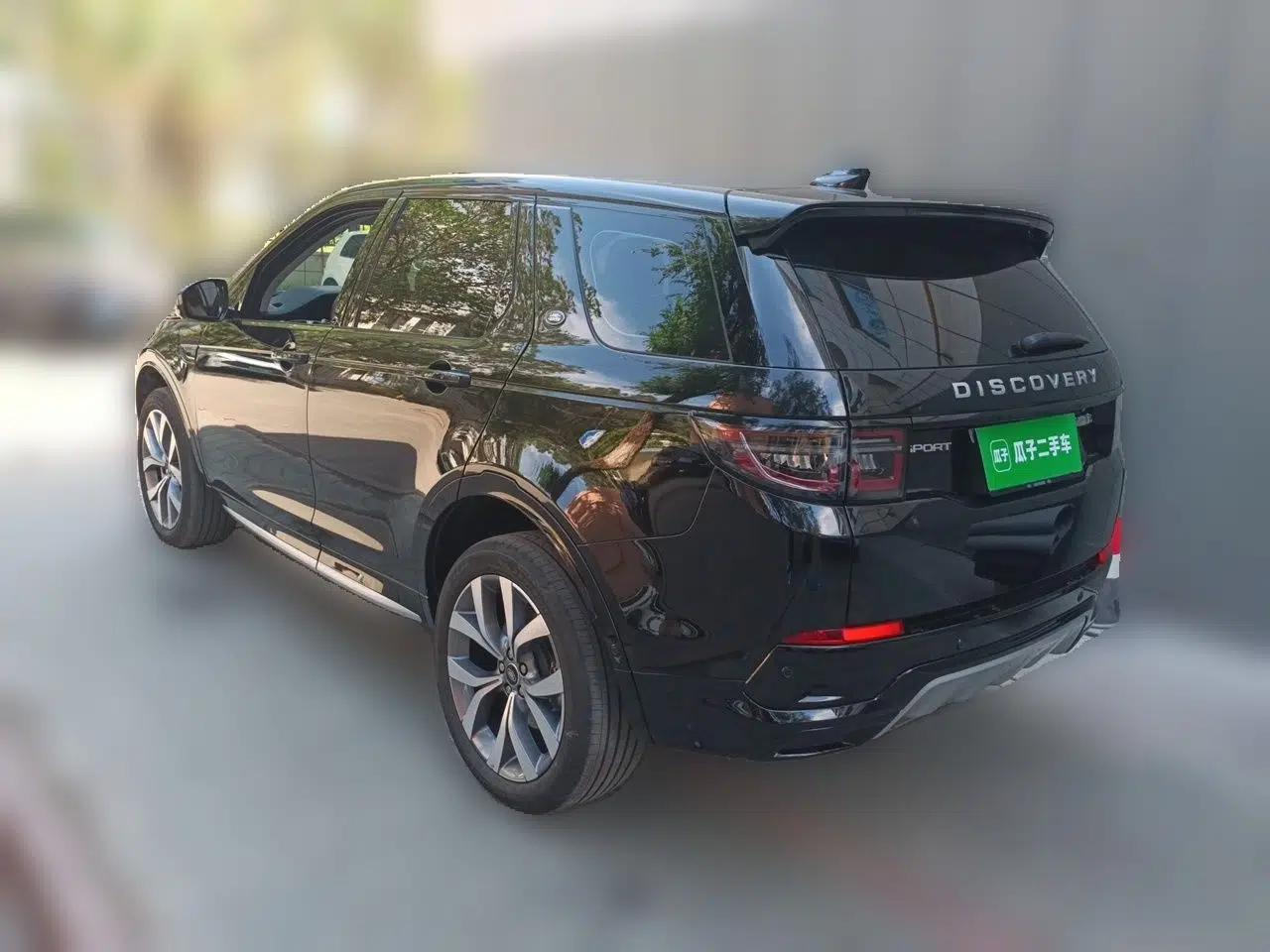 Land Rover Discovery Sport 2024 Luxury Custom Edition — миниатюра 4