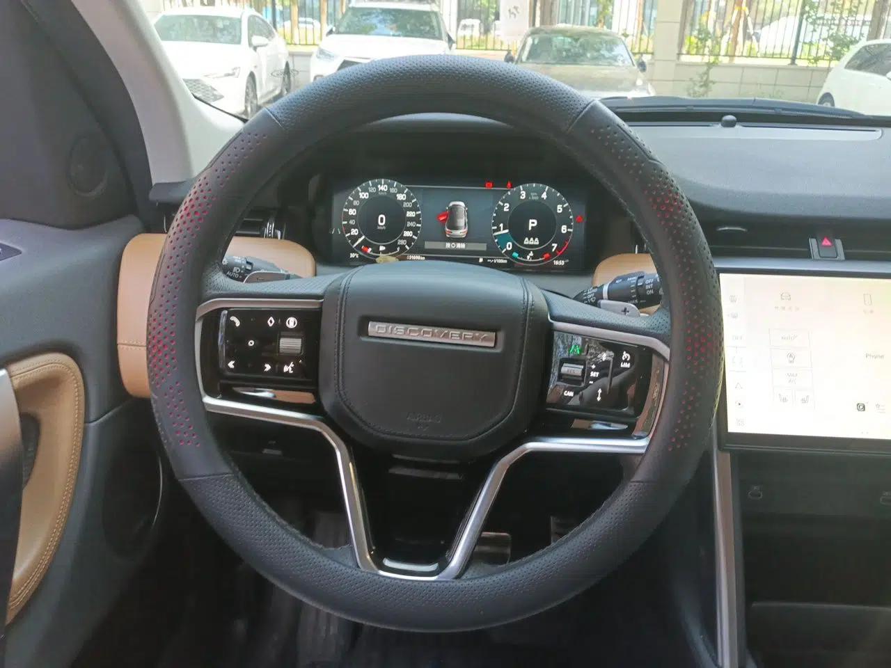 Land Rover Discovery Sport 2024 Luxury Custom Edition — миниатюра 10