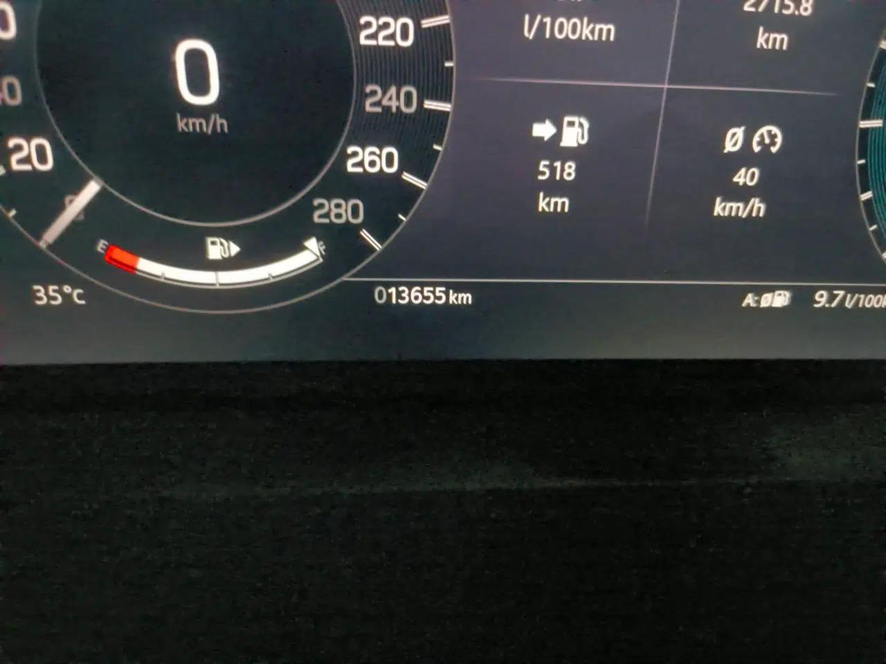 Land Rover Discovery Sport 2025 249 PS Performance Tech Edition — миниатюра 12