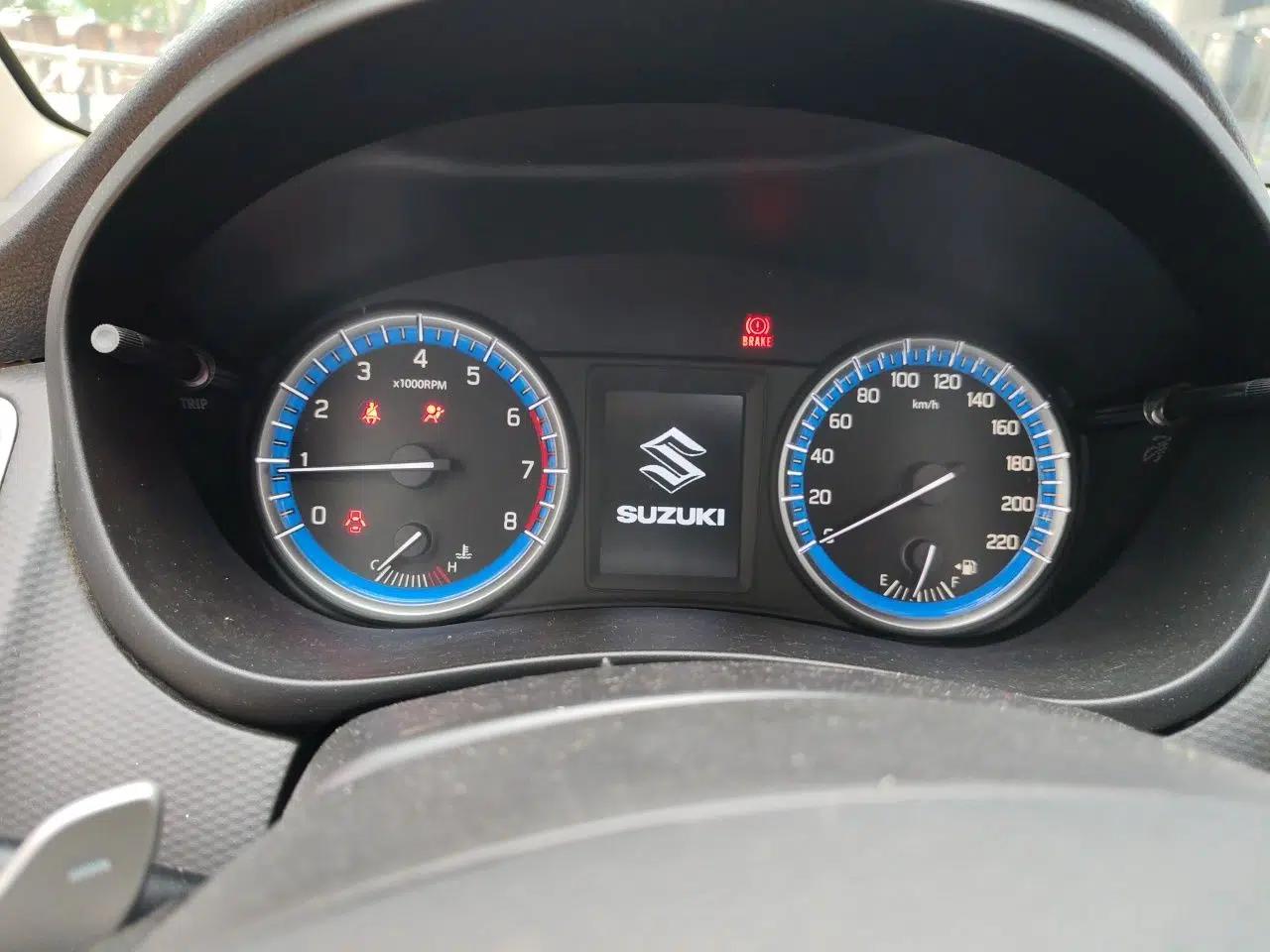 Suzuki S-Cross 2014 1.6L CVT Two-Wheel Drive Elite Version — миниатюра 11