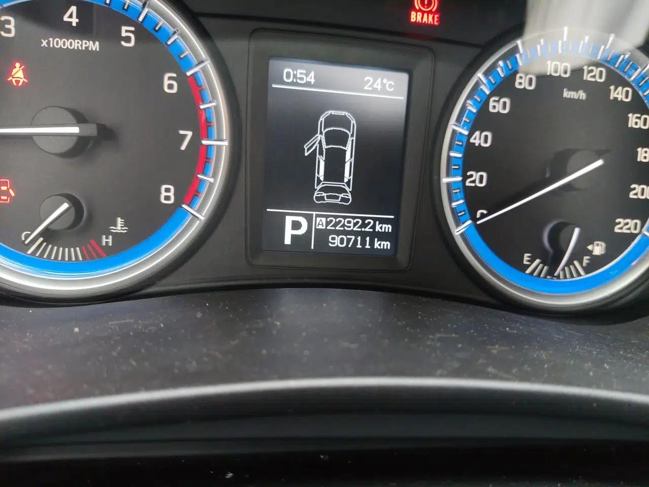 Suzuki S-Cross 2014 1.6L CVT Two-Wheel Drive Elite Version — миниатюра 12