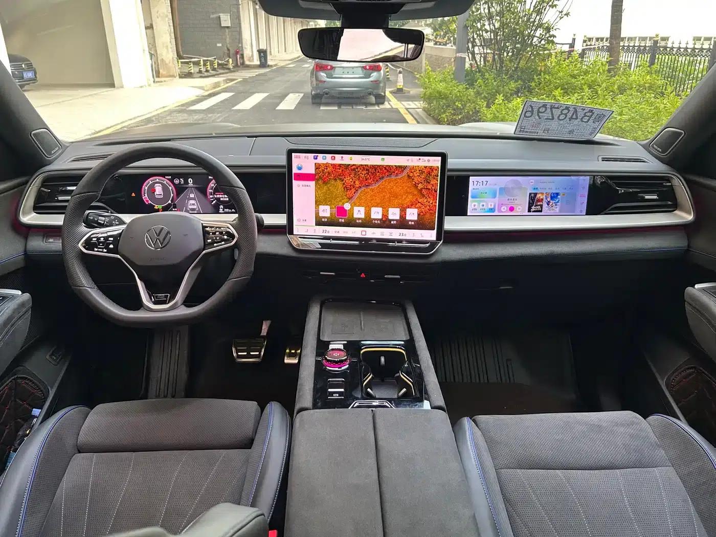 2025 Teramont Pro 450TSI 4WD Summit Edition — миниатюра 12