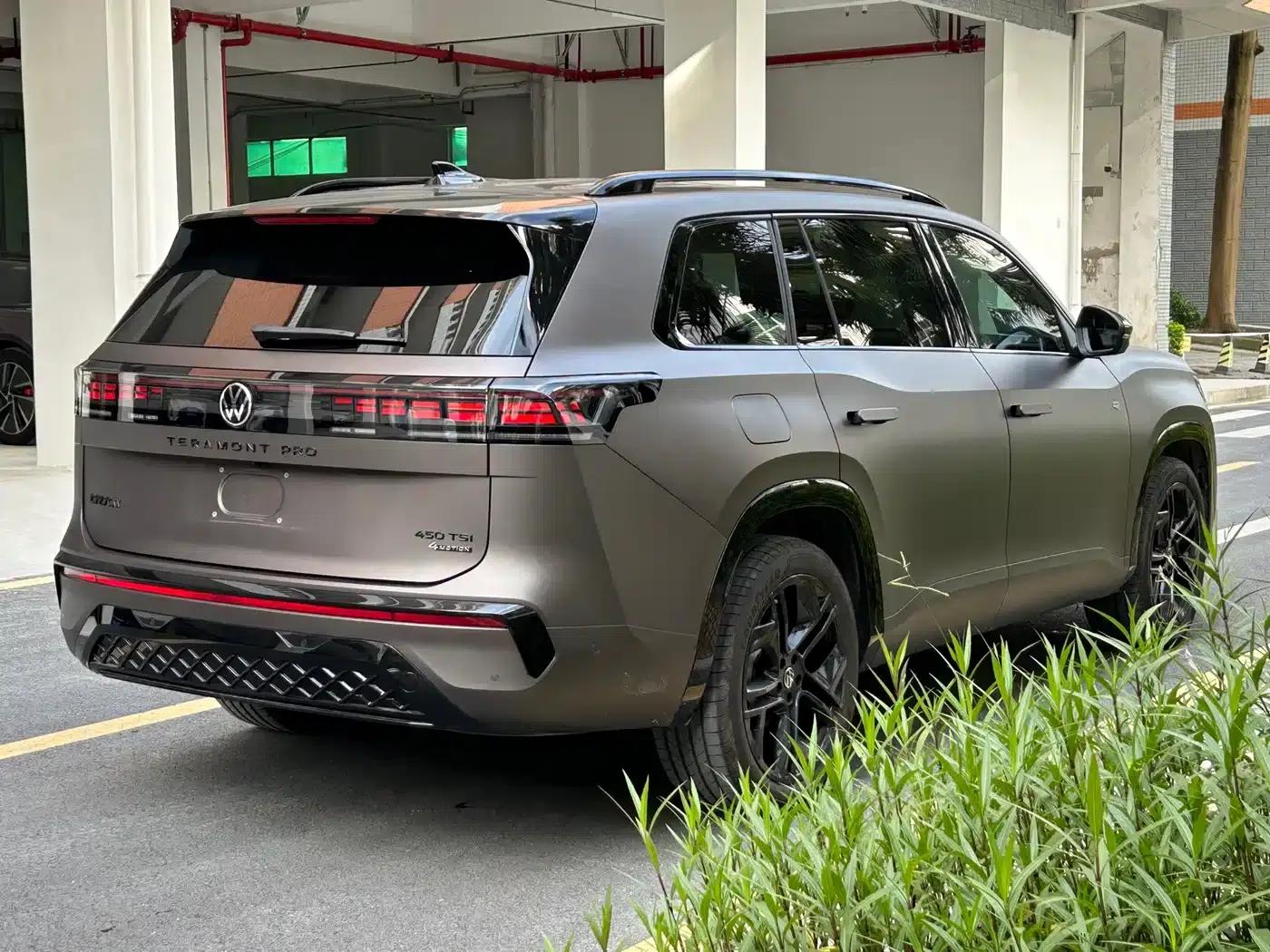 2025 Teramont Pro 450TSI 4WD Summit Edition — миниатюра 7