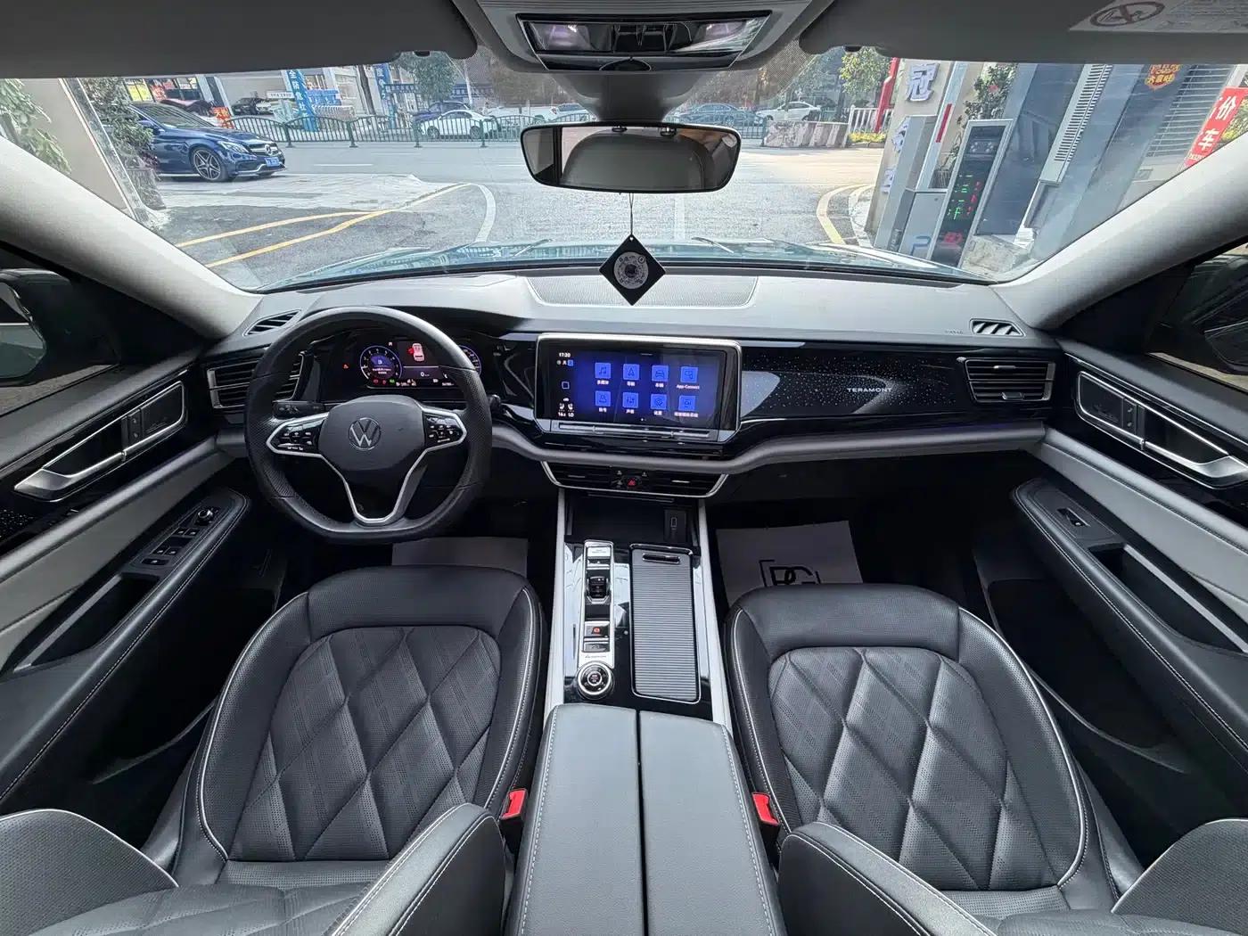 2023 Volkswagen Teramont Facelift 380TSI 4WD Supreme Flagship Edition — миниатюра 5
