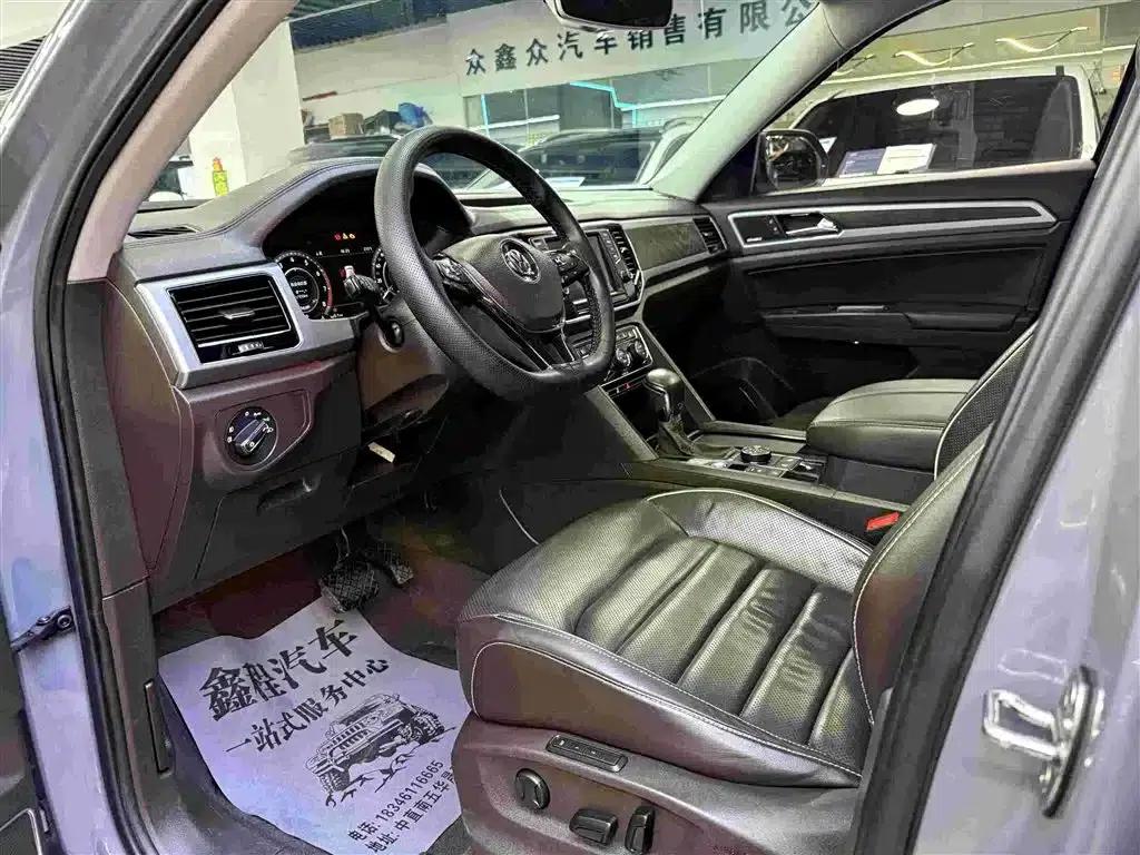 2017 Volkswagen Teramont 530 V6 AWD Flagship Edition — миниатюра 4