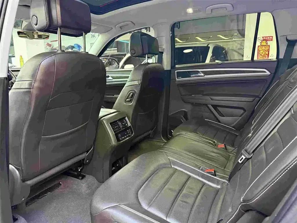 2017 Volkswagen Teramont 530 V6 AWD Flagship Edition — миниатюра 6