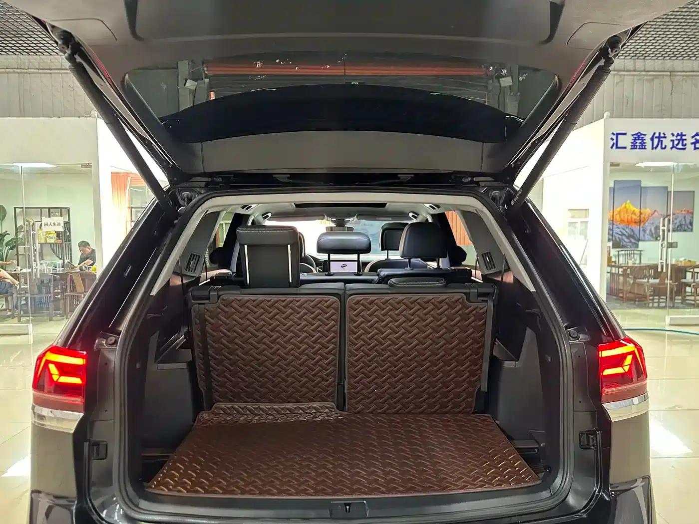 2024 Volkswagen Teramont 380TSI 4WD Premium Luxury Edition — миниатюра 19