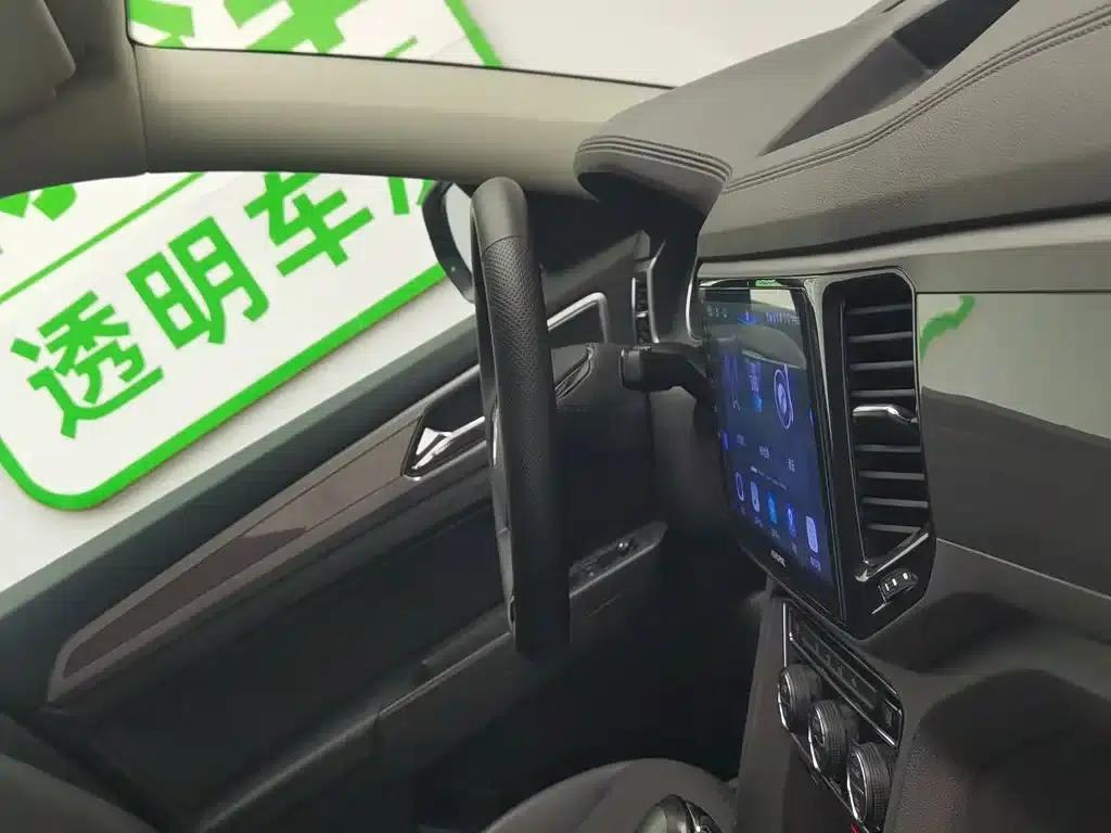2017 Volkswagen Teramont 380TSI 4WD Comfort Edition — миниатюра 22
