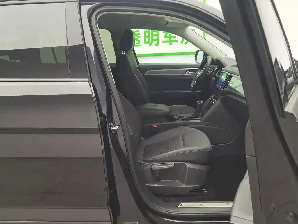 2017 Volkswagen Teramont 380TSI 4WD Comfort Edition — миниатюра 23