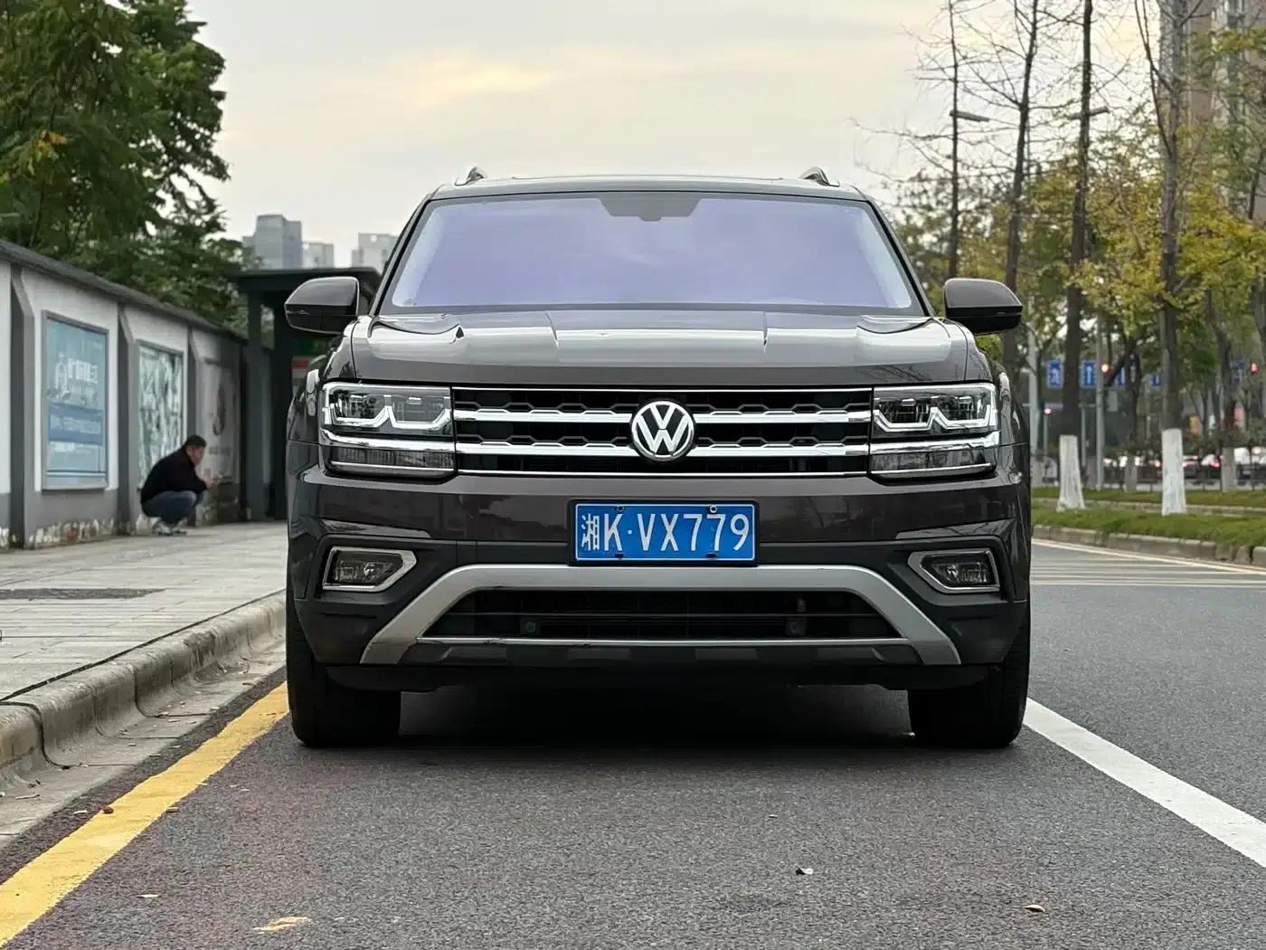 2019 Volkswagen Teramont 380TSI 4WD Luxury Edition (China VI Emission Standard) — миниатюра 2