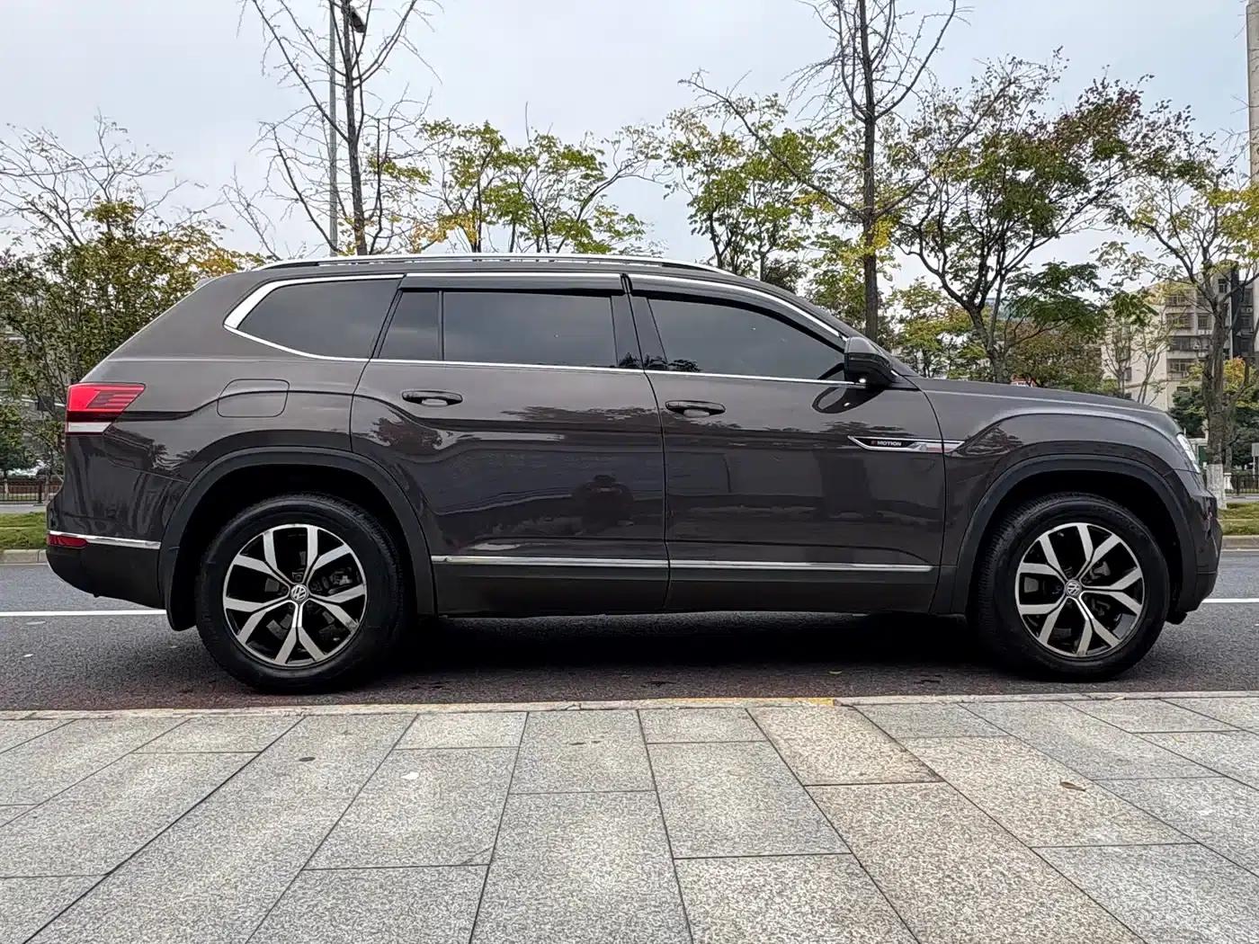 2019 Volkswagen Teramont 380TSI 4WD Luxury Edition (China VI Emission Standard) — миниатюра 8
