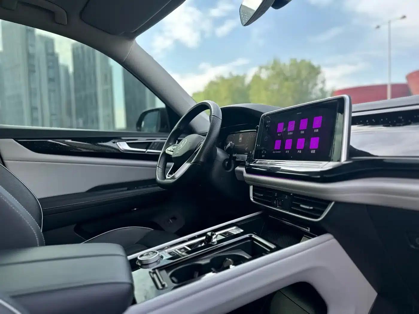 2021 Volkswagen Teramont 530 V6 AWD Premium Luxury Edition — миниатюра 11