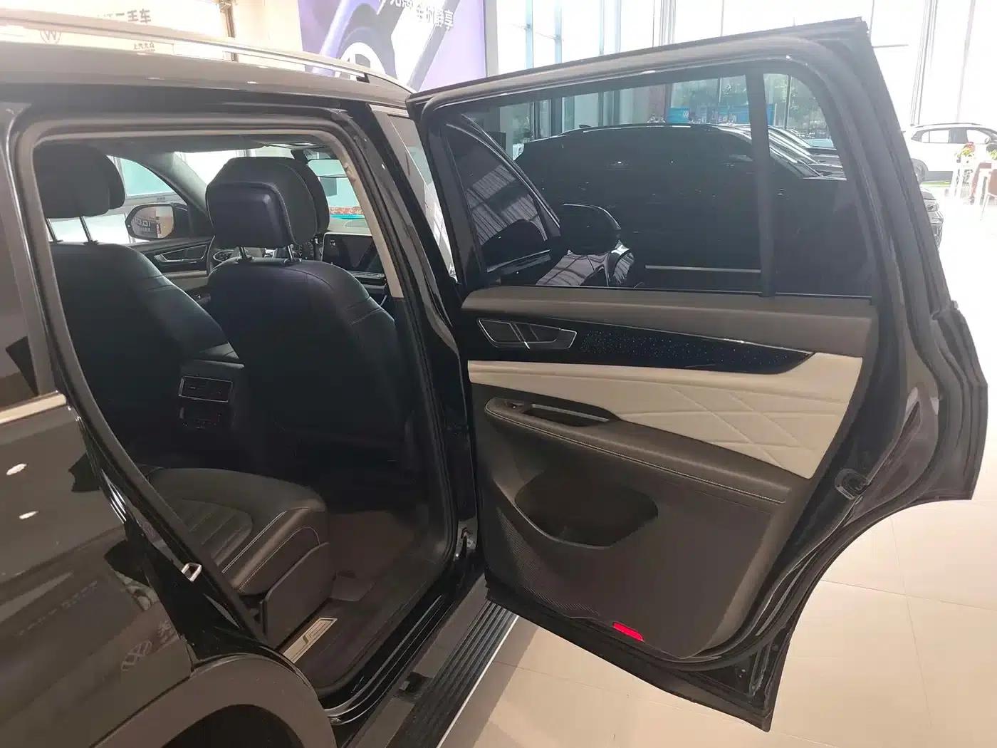 2023 Volkswagen Teramont Facelift 380TSI 4WD Premium Luxury Edition — миниатюра 11