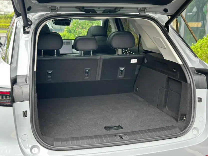 Chery Fengyun T9 2024 120 Long-Range Comfort Version 5 Seats Lithium Iron Phosphate — миниатюра 28