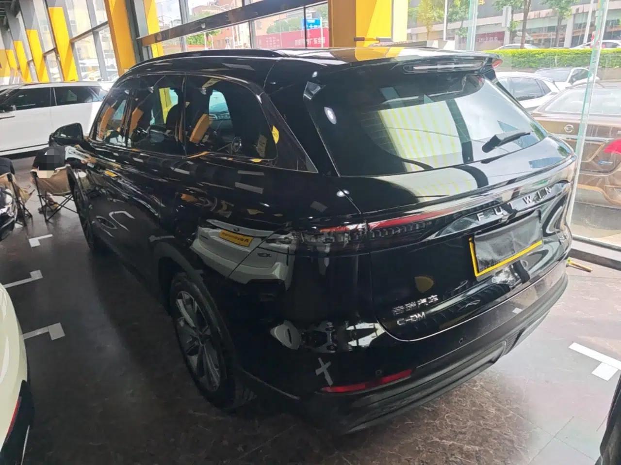 Chery Fengyun T9 2025 120 Long-Range Luxury Version 5 Seats Lithium Iron Phosphate — миниатюра 4