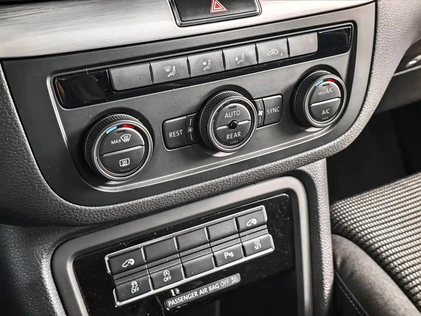2018 Sharan 380TSI Comfort 7-seater — миниатюра 12
