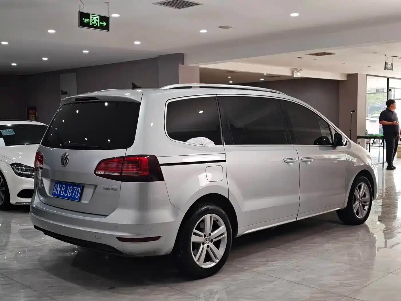 2018 Sharan 380TSI Comfort 7-seater — миниатюра 5