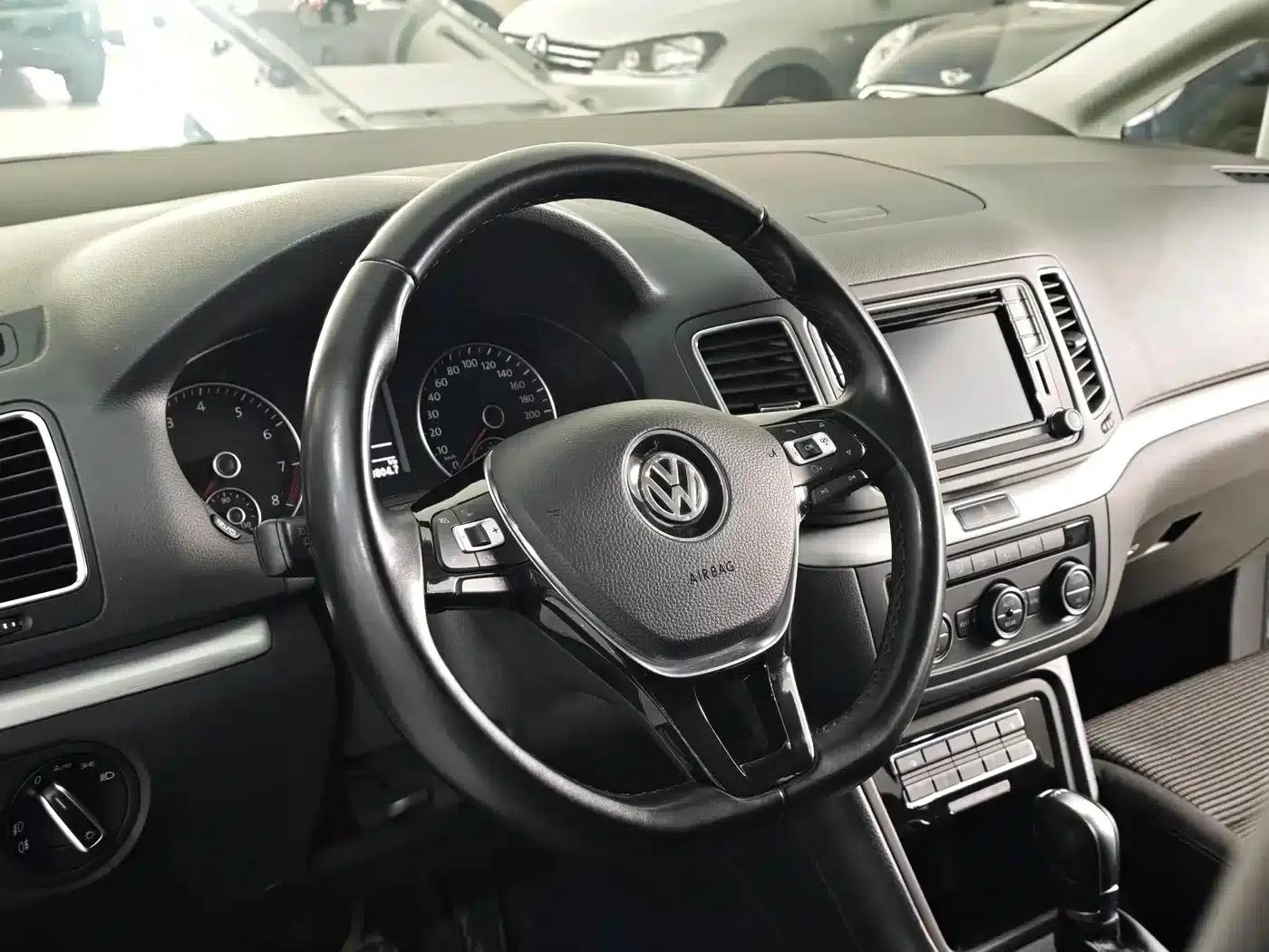2018 Sharan 380TSI Comfort 7-seater — миниатюра 6