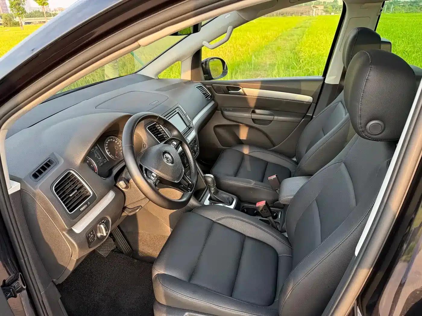 2016 Sharan 380TSI Comfort 7-seater — миниатюра 12