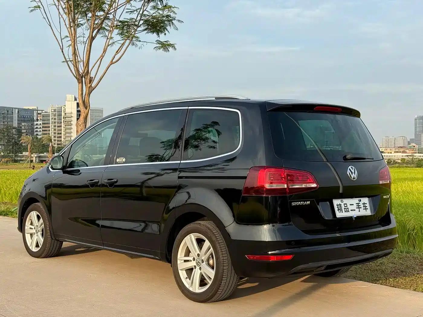 2016 Sharan 380TSI Comfort 7-seater — миниатюра 6