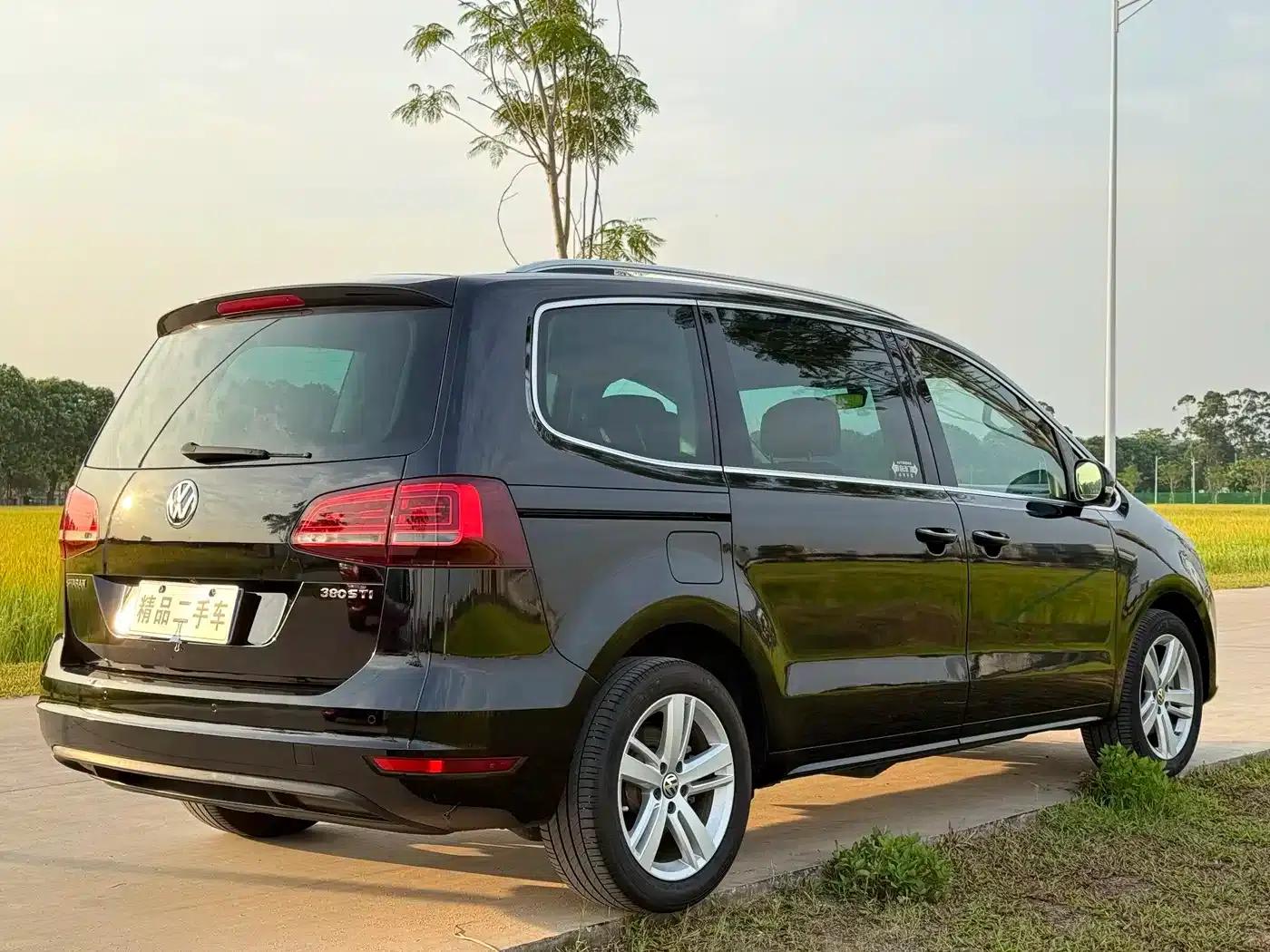 2016 Sharan 380TSI Comfort 7-seater — миниатюра 8