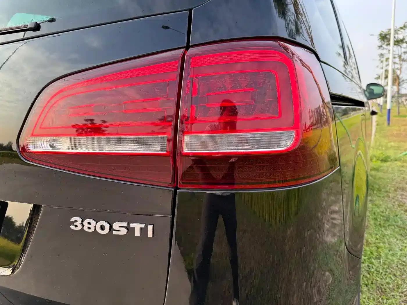 2016 Sharan 380TSI Comfort 7-seater — миниатюра 10