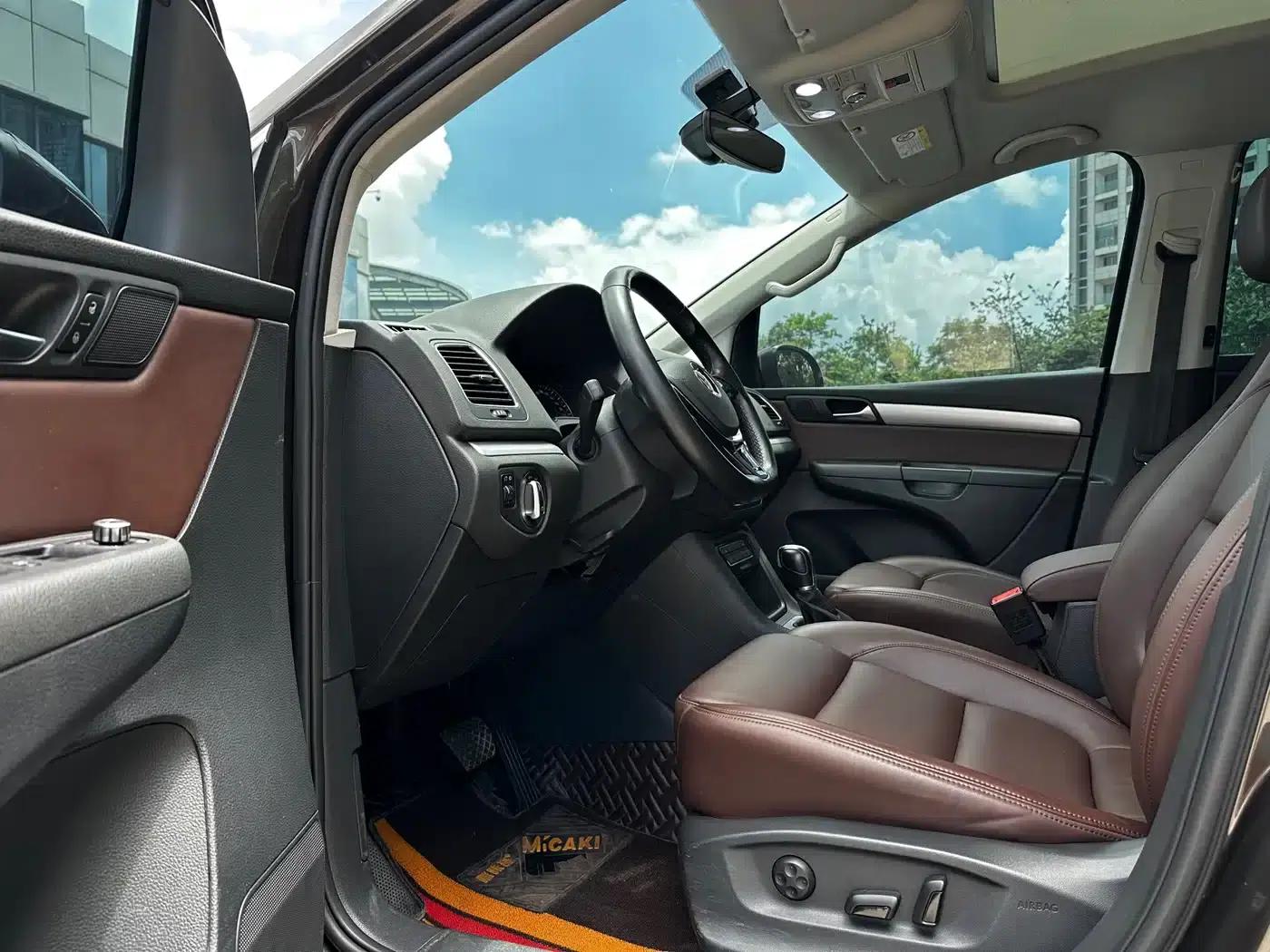 2018 Sharan 380TSI Comfort 7-seater — миниатюра 5