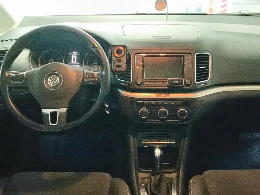 2013 Sharan 2.0TSI Standard Edition — миниатюра 12